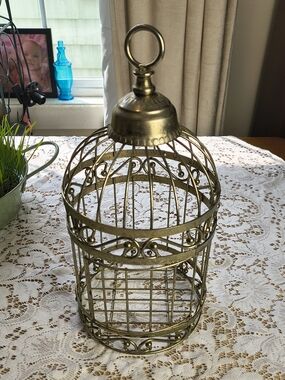 Vintage 90s whimsical Gold brass tone metal decorative birdcage
